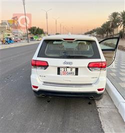 جیپ گراند شیرۆکی